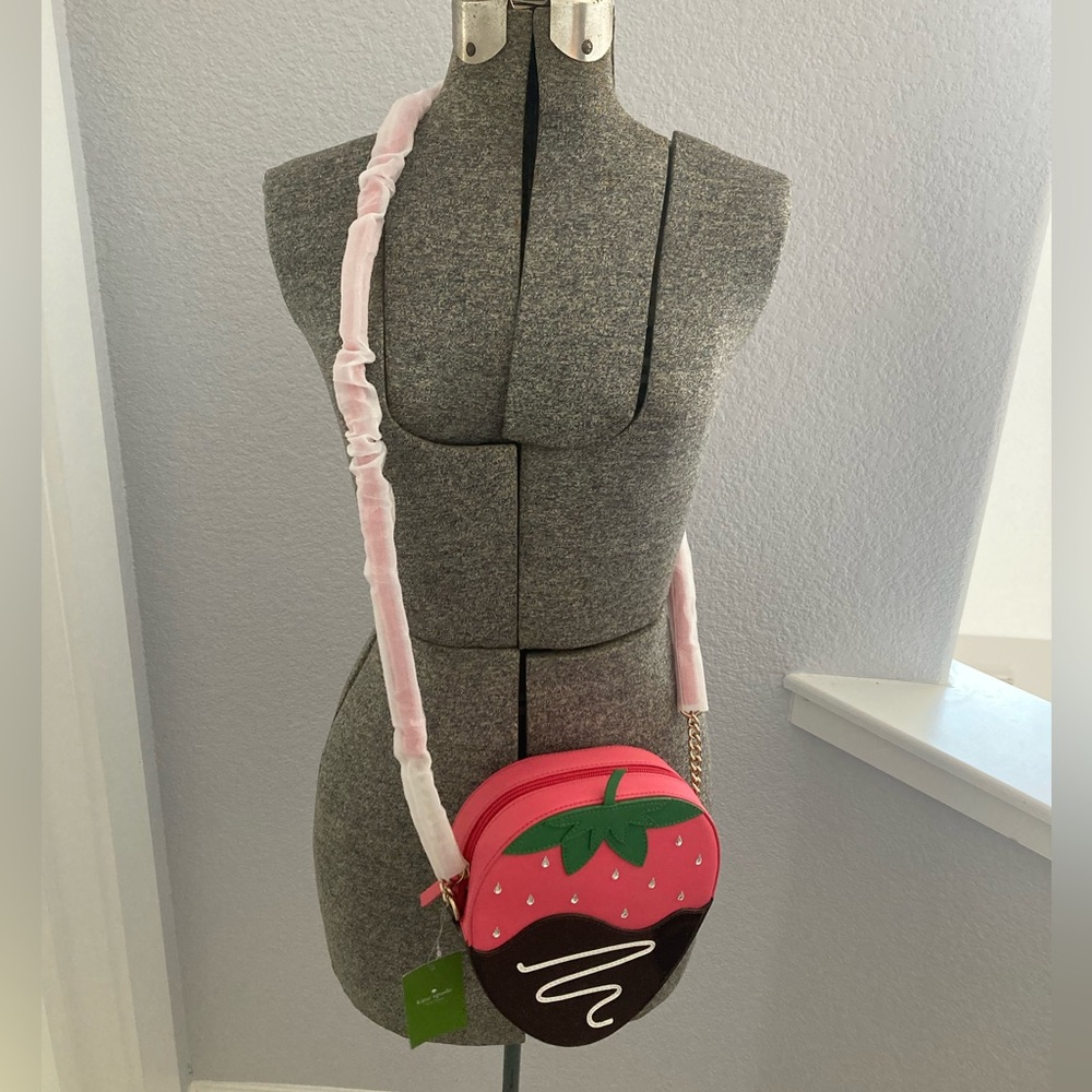 Kate Spade Collection - Strawberry Crossbody (Special Edition)